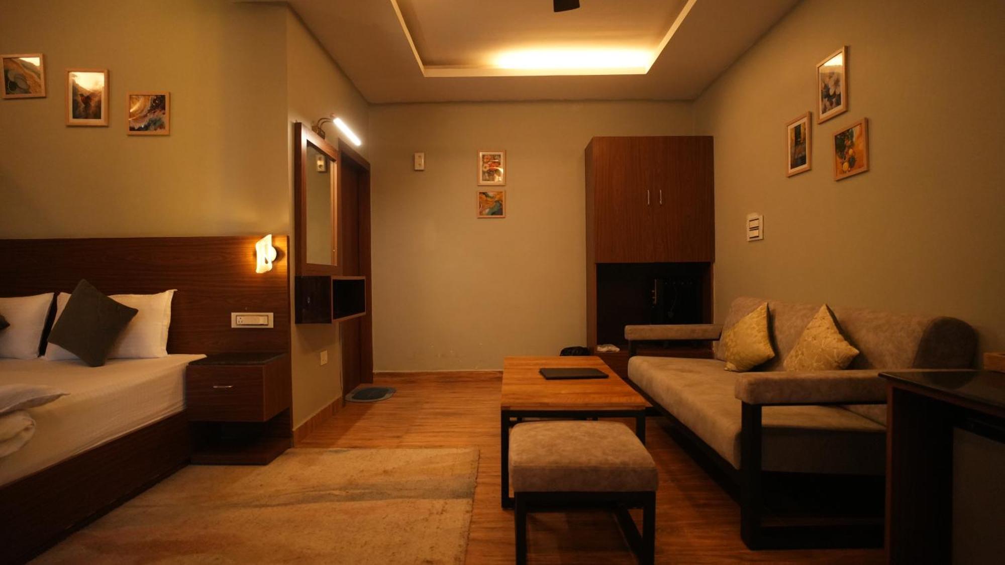 מלון מוקטשוואר The Foresta By Orchid Hospitality & Holidays מראה חיצוני תמונה